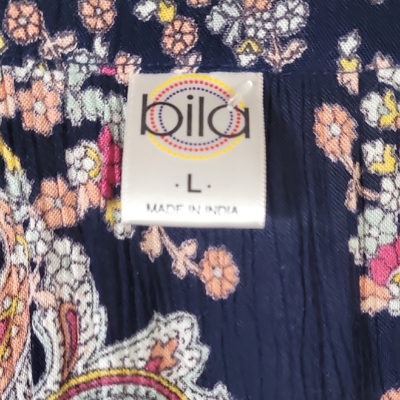 Bila Paisley Print Hippie Boho Tunic Top Shirt Size L Flowy Rayon Crinkle V Neck - Picture 6 of 13